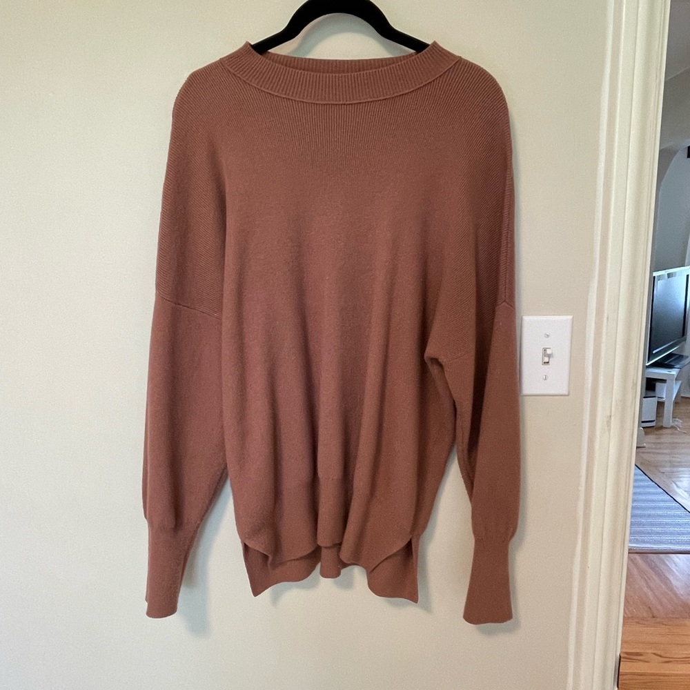 ABERCROMBIE SWEATER